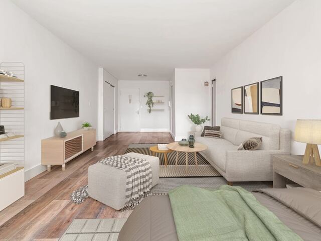 Studio at Parker Towers: 104-60 Queens Blvd
