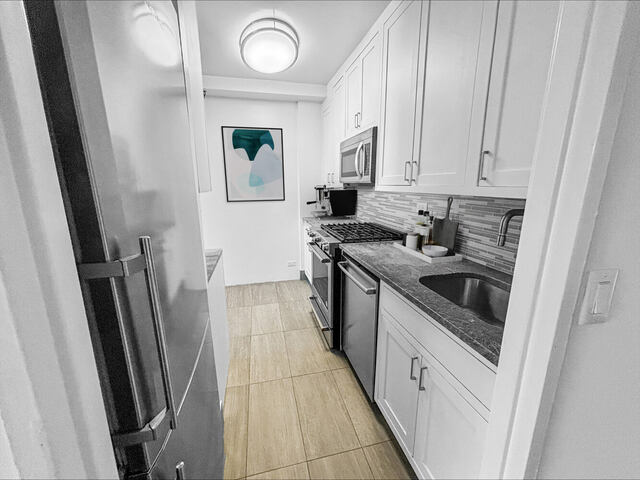 3-Bedroom at West River House