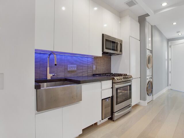 3-Bedroom at 521 East 5th Street