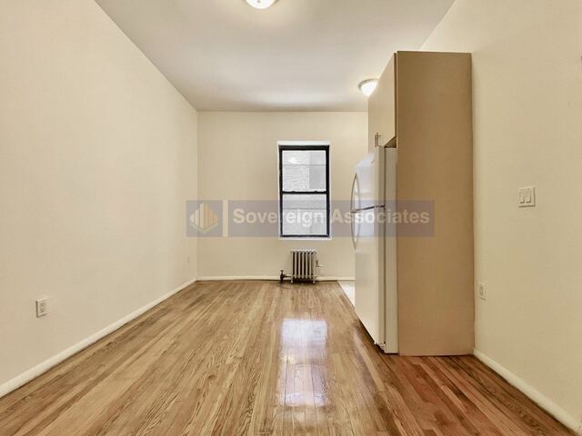 1-Bedroom at 12 Pinehurst Avenue