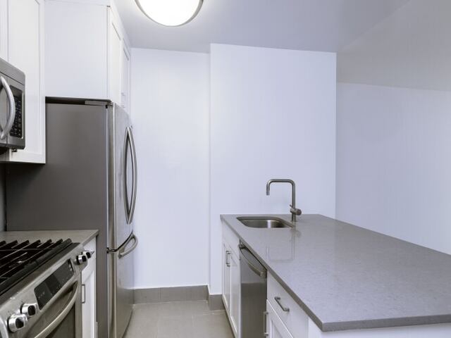 1-Bedroom at The Murray Hill