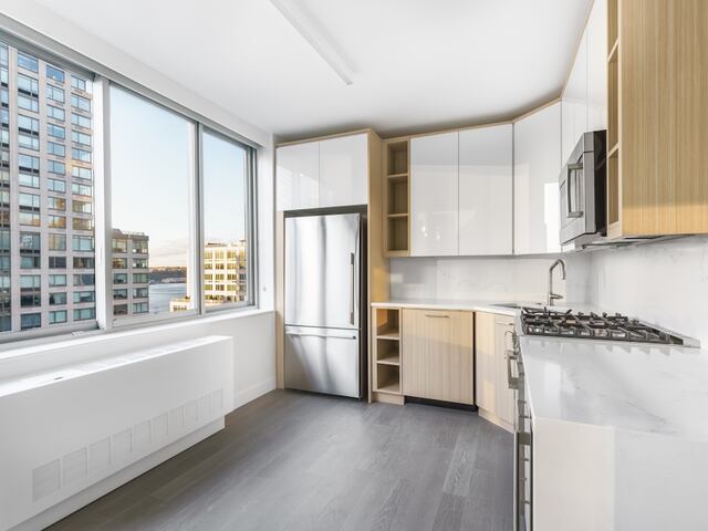 2-Bedroom at 101 West End Avenue