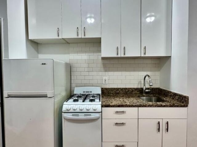 Studio at 315 East 108th Street