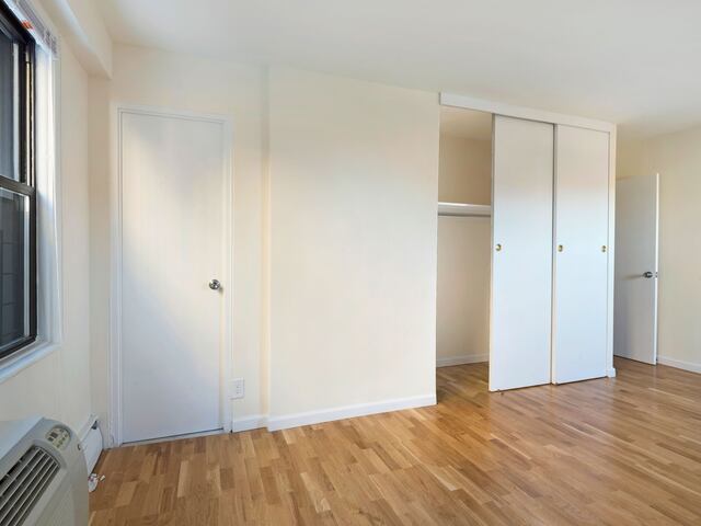 3-Bedroom at LeFrak City: Panama