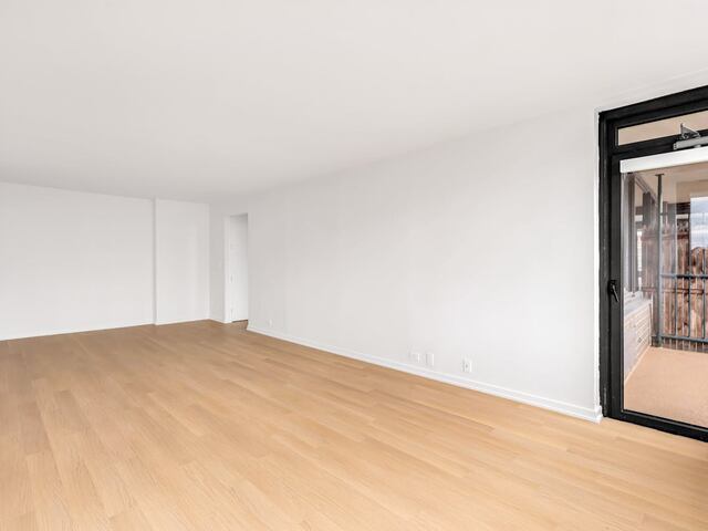 Studio at South Park Tower