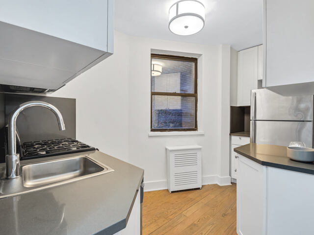 1-Bedroom at 414 West 49th Street