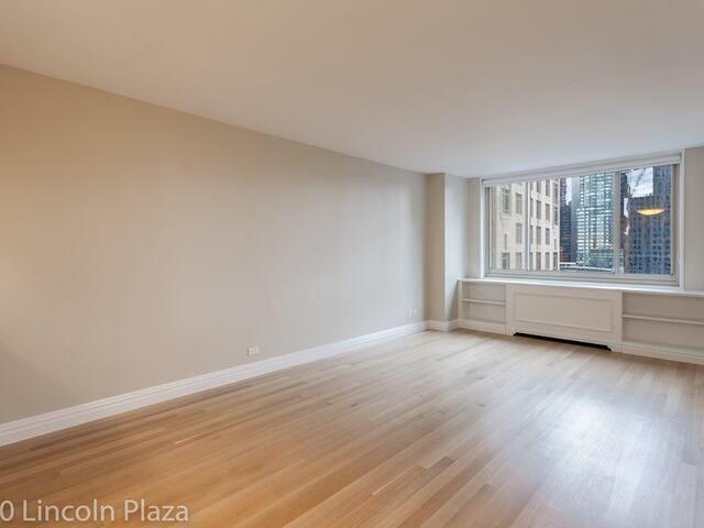 1-Bedroom at 30 Lincoln Plaza