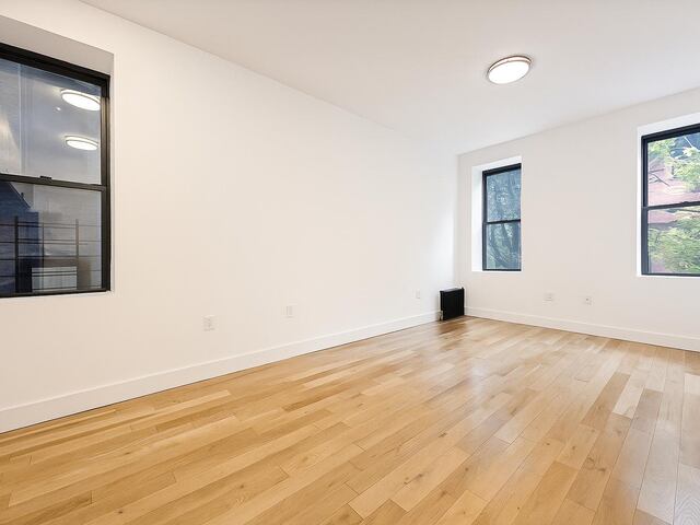 2-Bedroom at The Westbourne : 605 West 137th