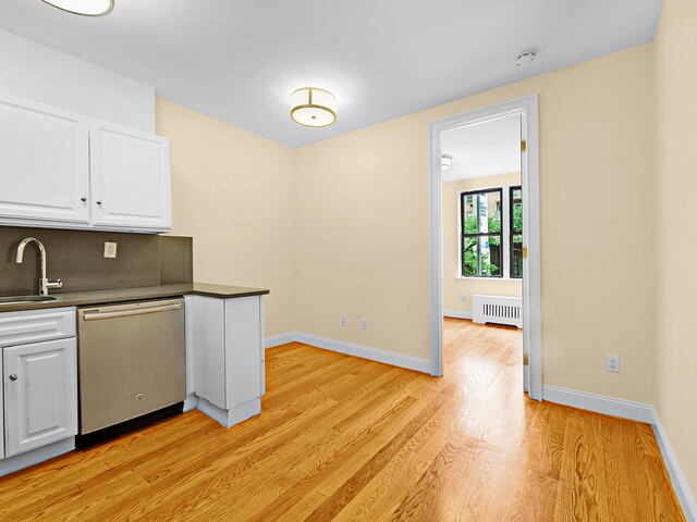1-Bedroom at 1378 York Avenue