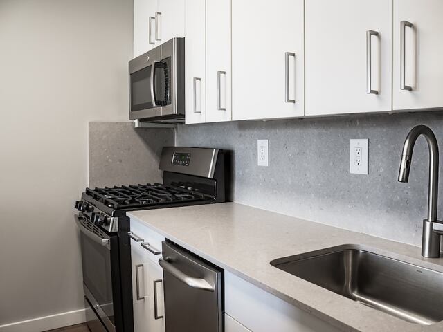 4-Bedroom at Kips Bay Court : 500 Second Ave