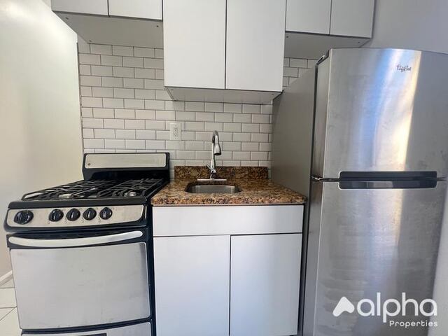 2-Bedroom at 321 East 108th Street