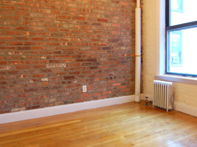 4-Bedroom at 346 East 18th Street