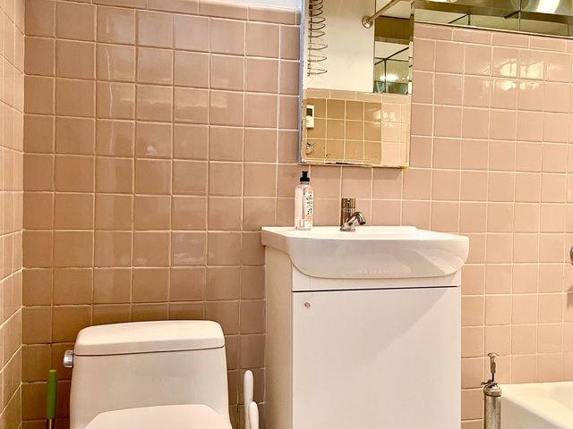 Studio at 35-34 87th street