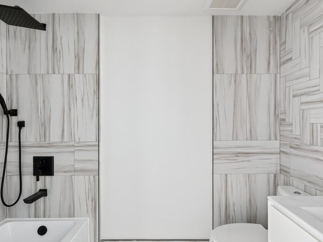 Studio at Kensington Manor