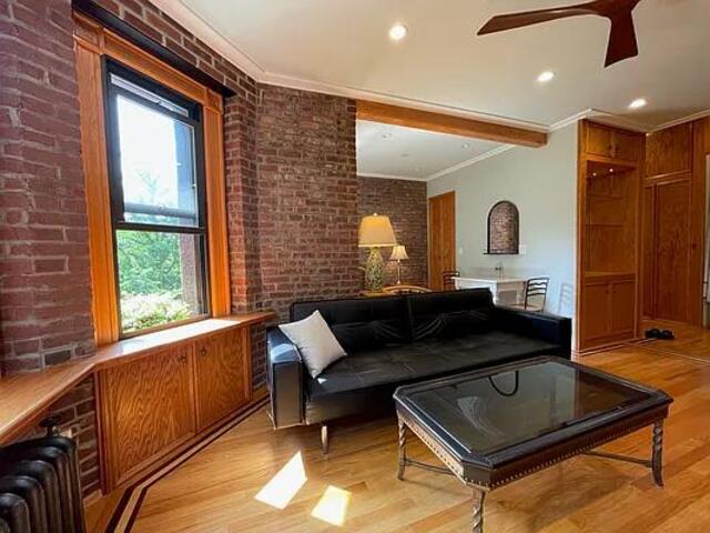 Studio at 301 West 89th Street