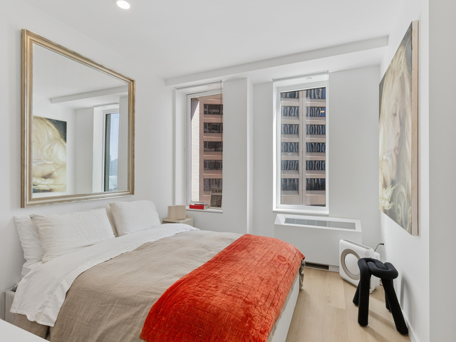 2-Bedroom at Waterside Plaza: 25