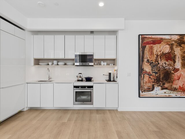 2-Bedroom at Waterside Plaza: 25