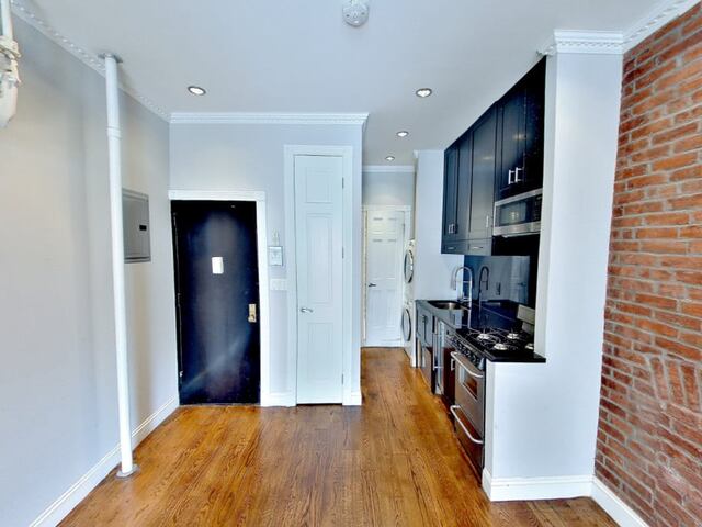 1-Bedroom at 493 Second Avenue