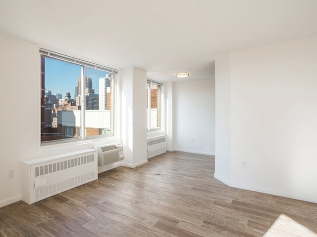 1-Bedroom at Kips Bay Court : 520 Second Ave