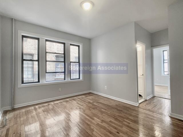 1-Bedroom at 87 Post Avenue