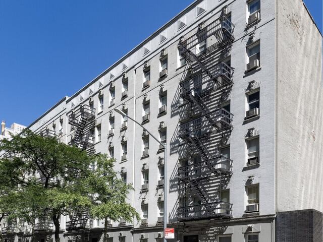 Studio at Manhattan East: 223 East 66th