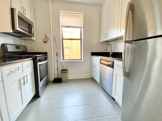1-Bedroom at 105 Pinehurst Avenue