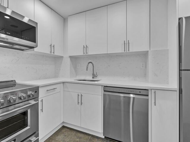1-Bedroom at 655 Second Avenue