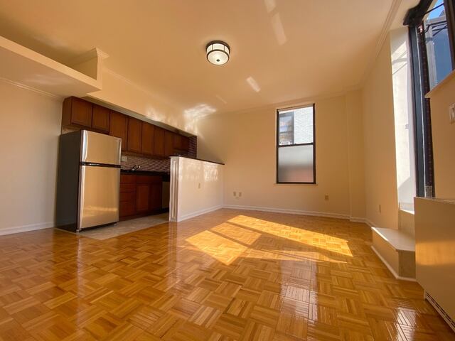Studio at 304 West 92nd Street
