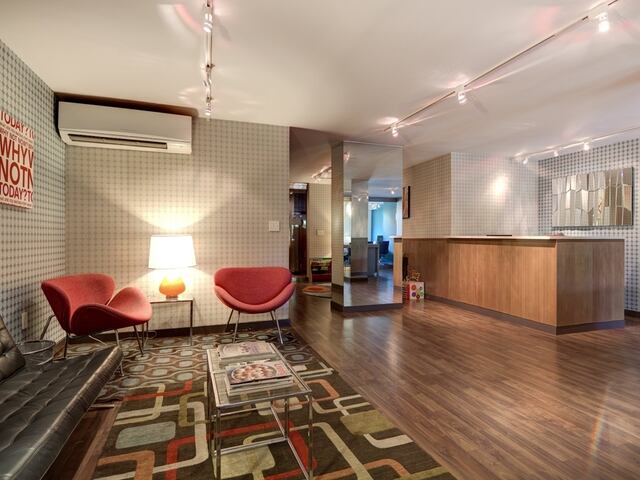 Studio at Parker Towers: 104-60 Queens Blvd