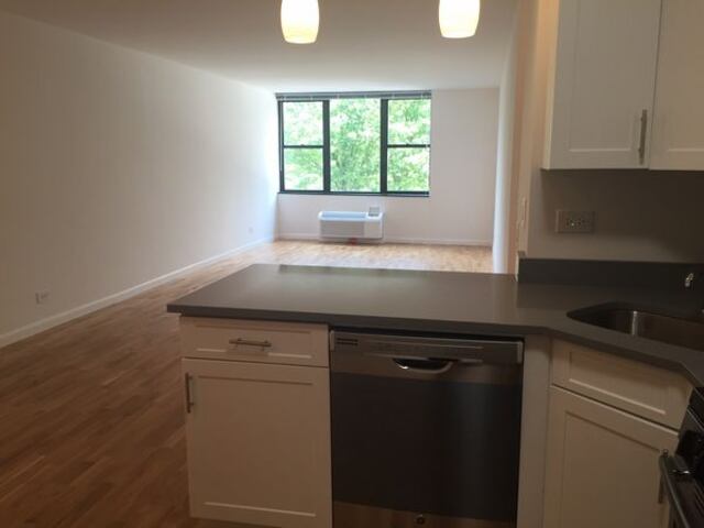 1-Bedroom at Gateway: 395 South End