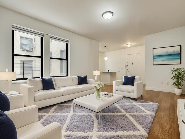 1-Bedroom at 44 Bennett Avenue