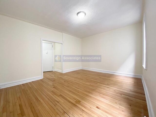 1-Bedroom at 165 Pinehurst Avenue