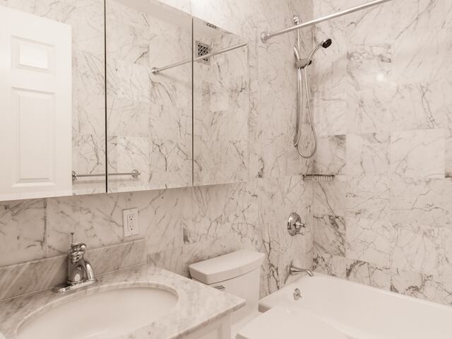 1-Bedroom at 30 Lincoln Plaza