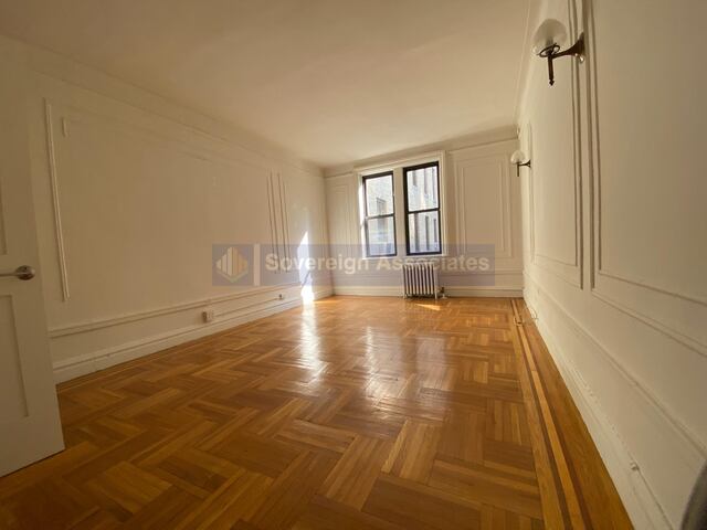 2-Bedroom at 660 Fort Washington Avenue