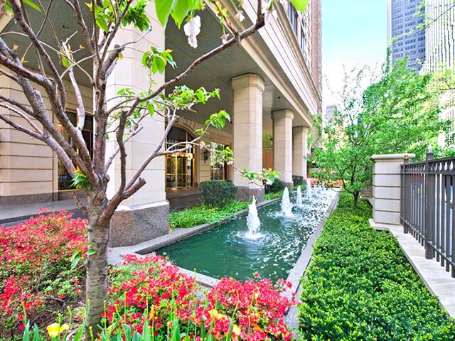 1-Bedroom at Paramount Tower