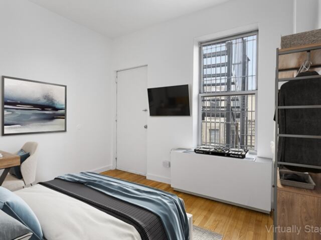 3-Bedroom at 244 East Houston Street