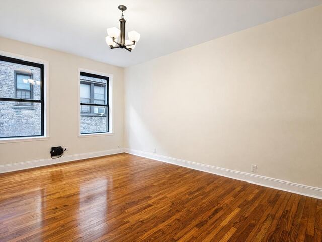 2-Bedroom at 300 Fort Washington Avenue