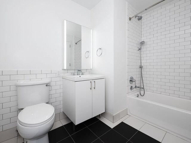 2-Bedroom at 70 Pine Street
