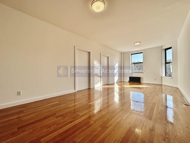 4-Bedroom at The Westbourne : 611 West 137th