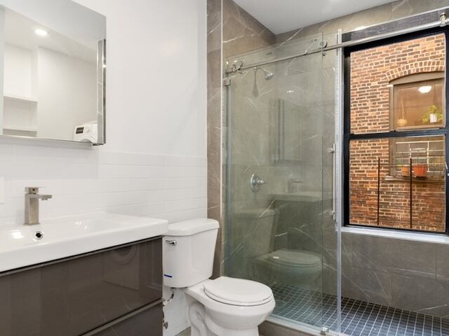 4-Bedroom at 184 Claremont Avenue