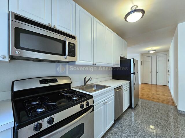 1-Bedroom at 282 Cabrini Boulevard