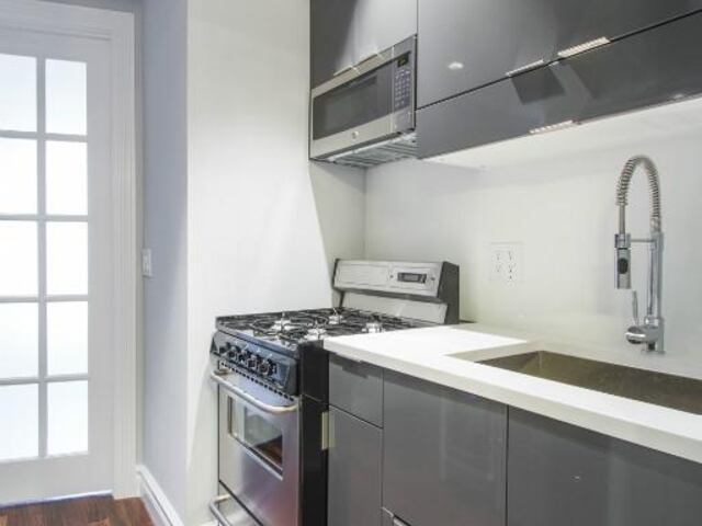 3-Bedroom at 124 Ridge Street
