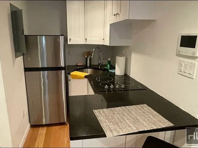 Studio at 413 Pacific Street