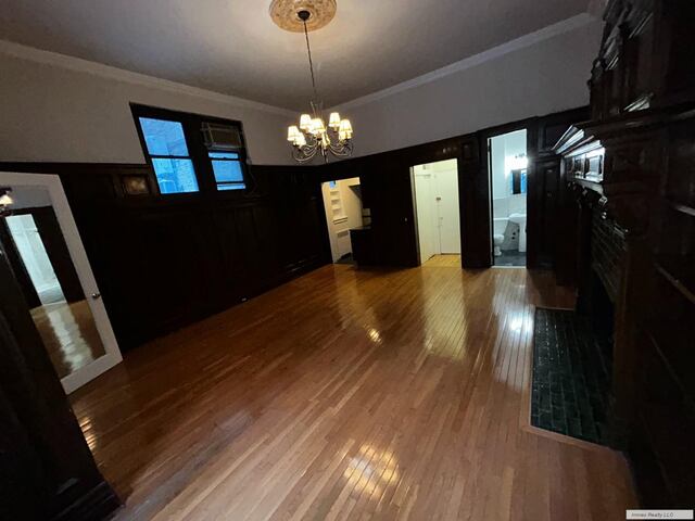 1-Bedroom at 110 East 61st Street