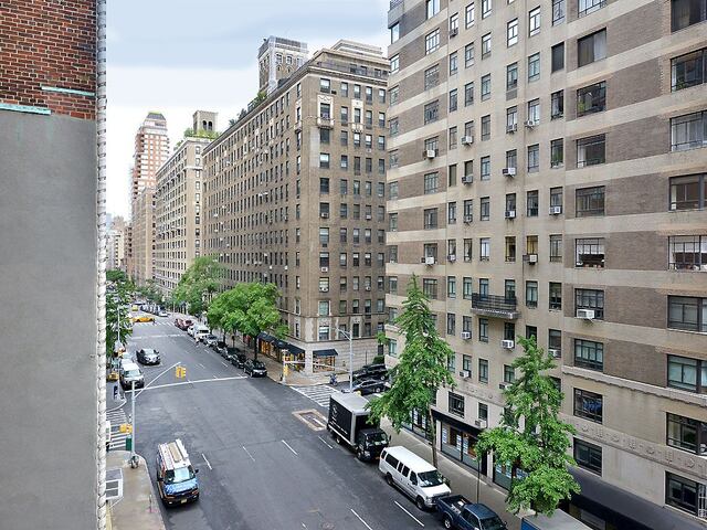 1-Bedroom at 40 East 89th Street