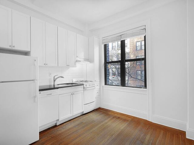 1-Bedroom at 19 West 69th Street