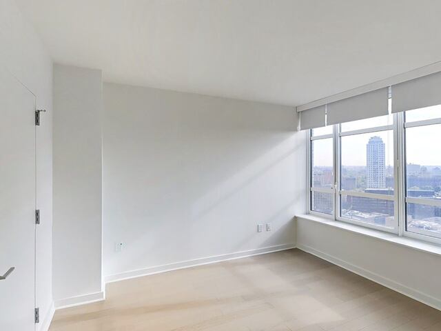 1-Bedroom at Hoyt and Horn
