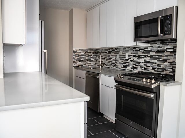 1-Bedroom at Kips Bay Court : 520 Second Ave