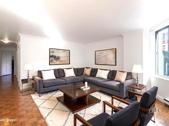 2-Bedroom at The Yorkville Tower (2): 1641 Third