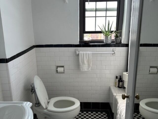 1-Bedroom at London Terrace Gardens : 415 West 23rd